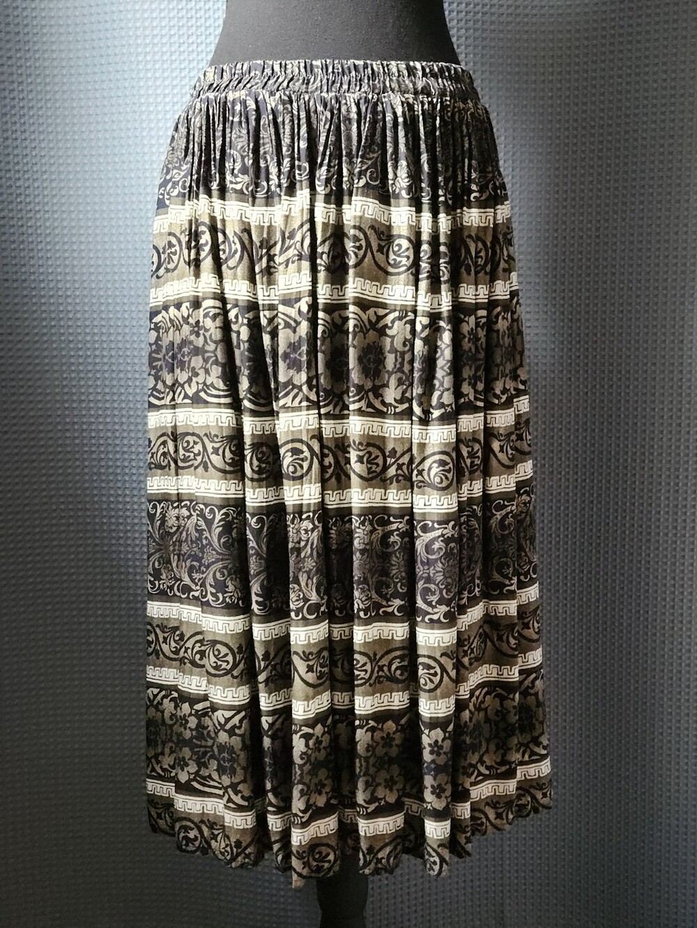 Vintage Maxi Skirt W/ Black and Green/Gold Floral and Scrollwork Pattern